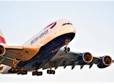 british_airways_airbus_a380_approaching_runway_for_a_landing_at_los_angeles_international_airport_los_angeles_california_usa-1.jpg
