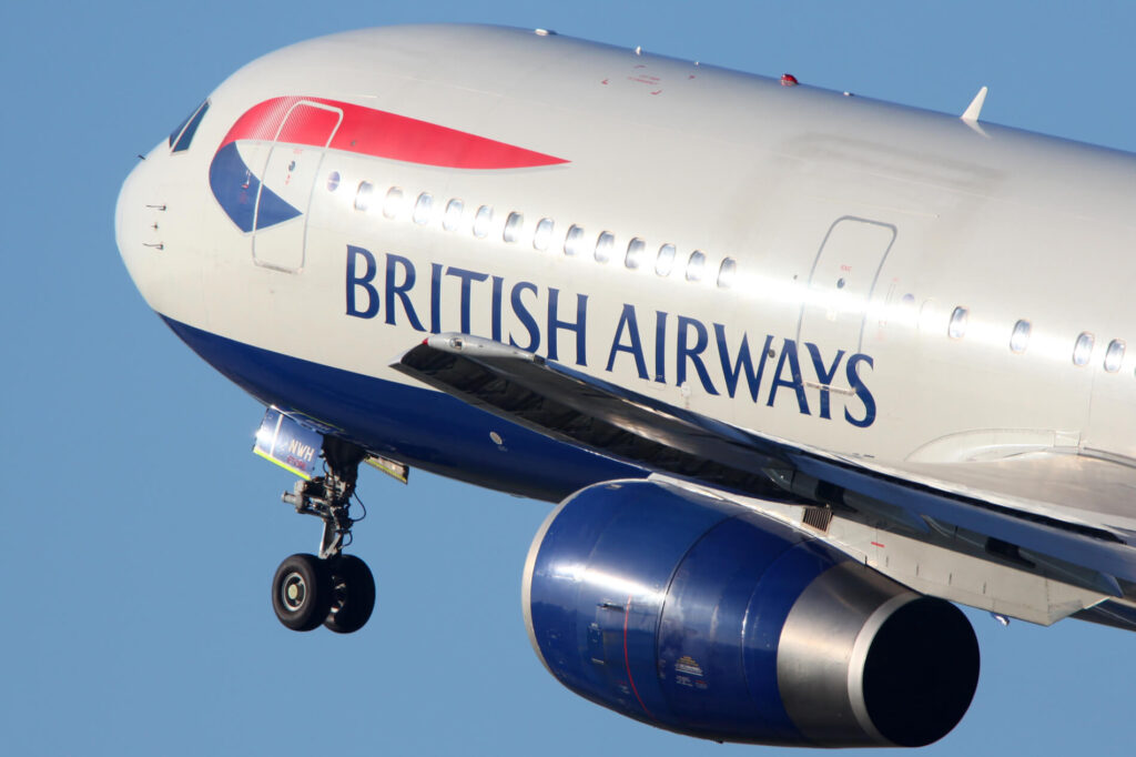 british_airways_boeing_767_taking_off.jpg