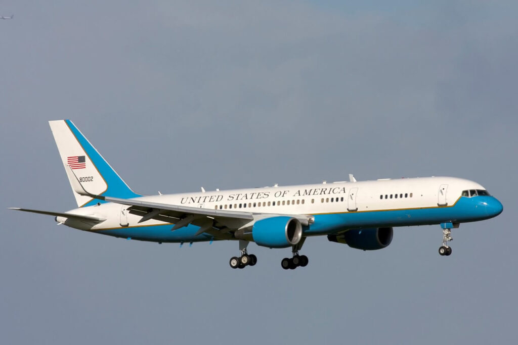 c 32 usaf 13412729933jpg c-32_usaf_13412729933.jpg