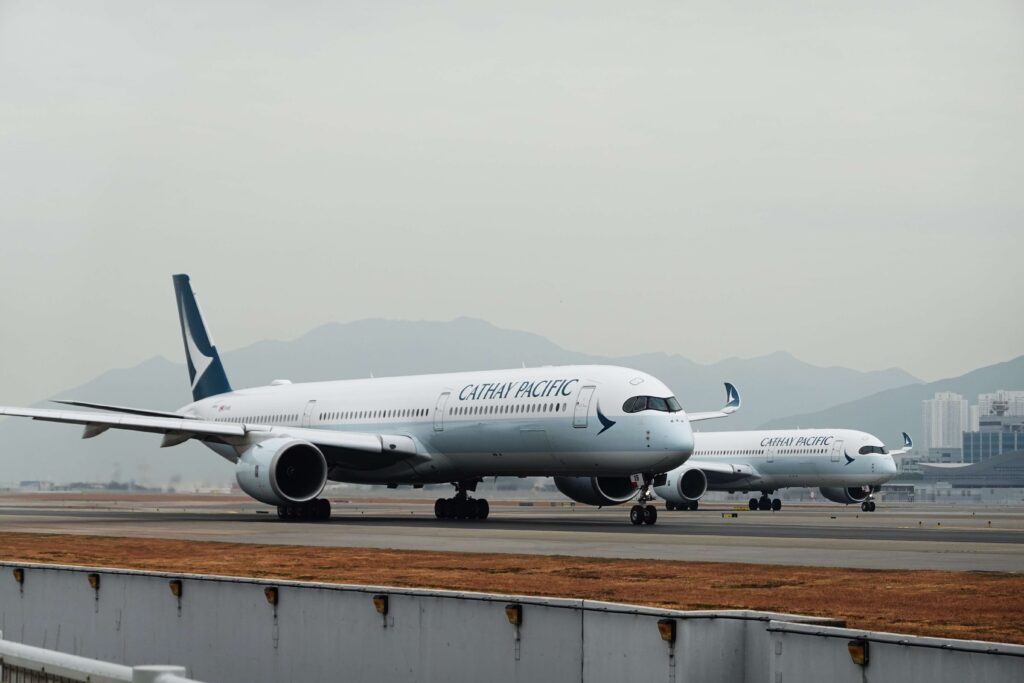 cathay_pacific_-1.jpg