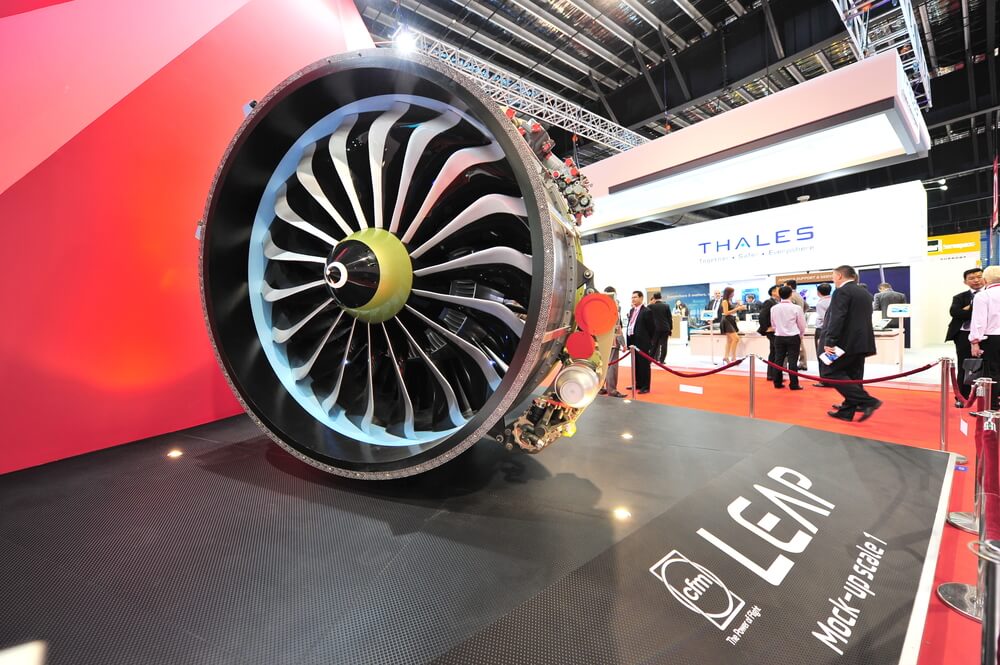 cfm_international_leap_high-bypass_turbofan_engine_on_display_at_singapore_airshow.jpg