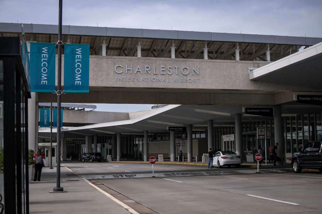 charleston_international_airport.jpg