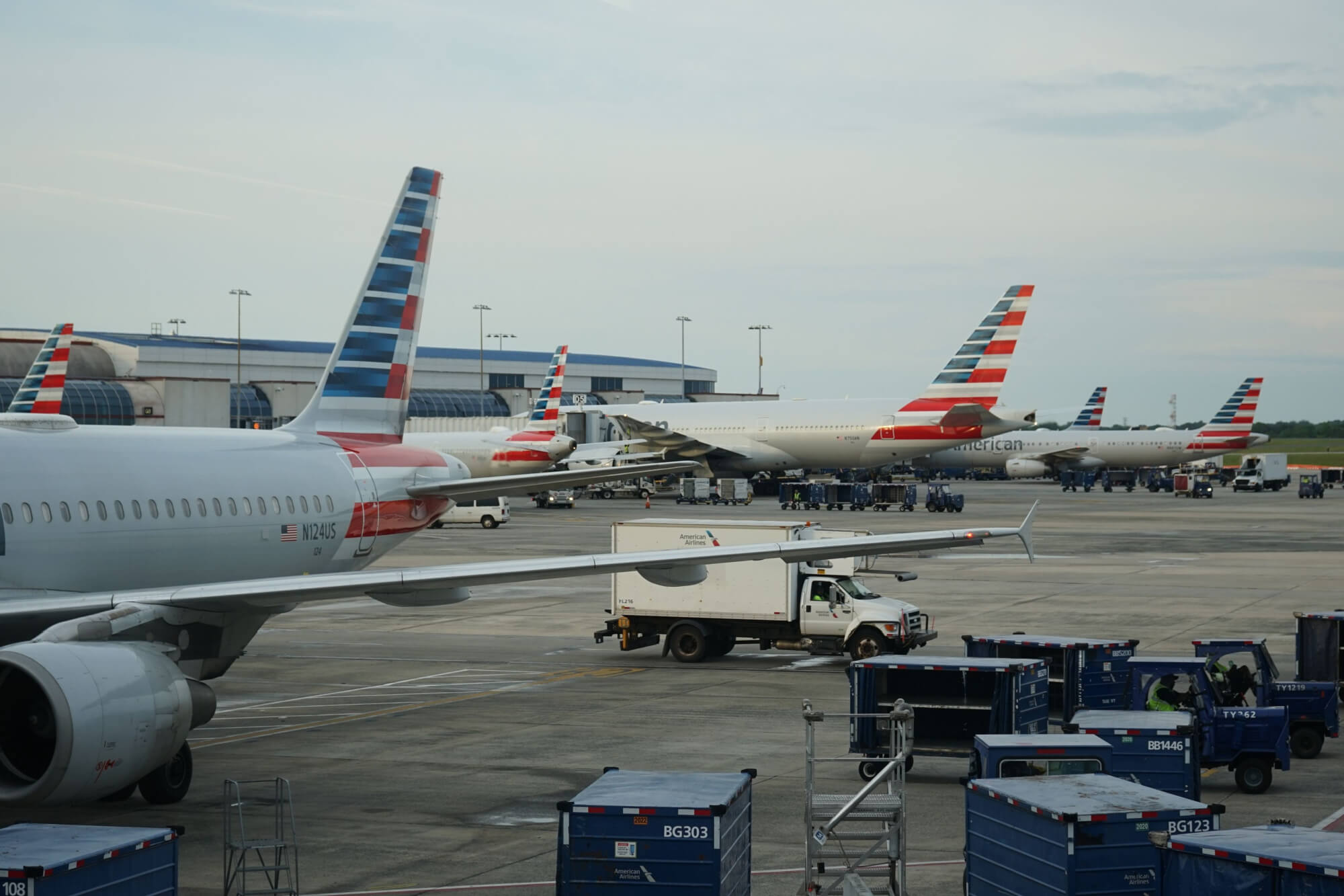Charlotte Douglas International Airport (CLT/KCLT) 