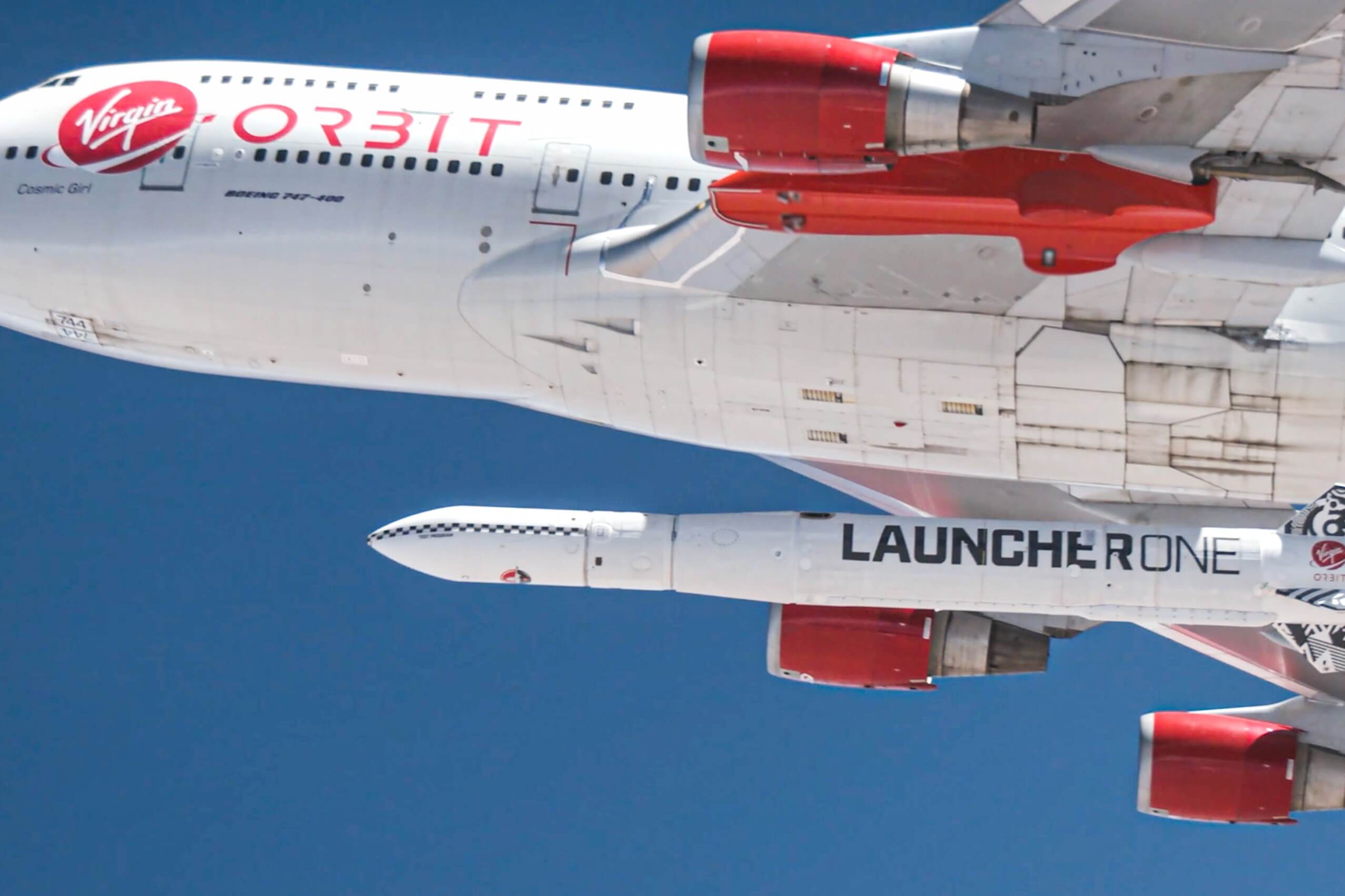 cosmic_girl_releases_launcherone_mid-air_for_the_first_time_during_a_july_2019_drop_test.jpg