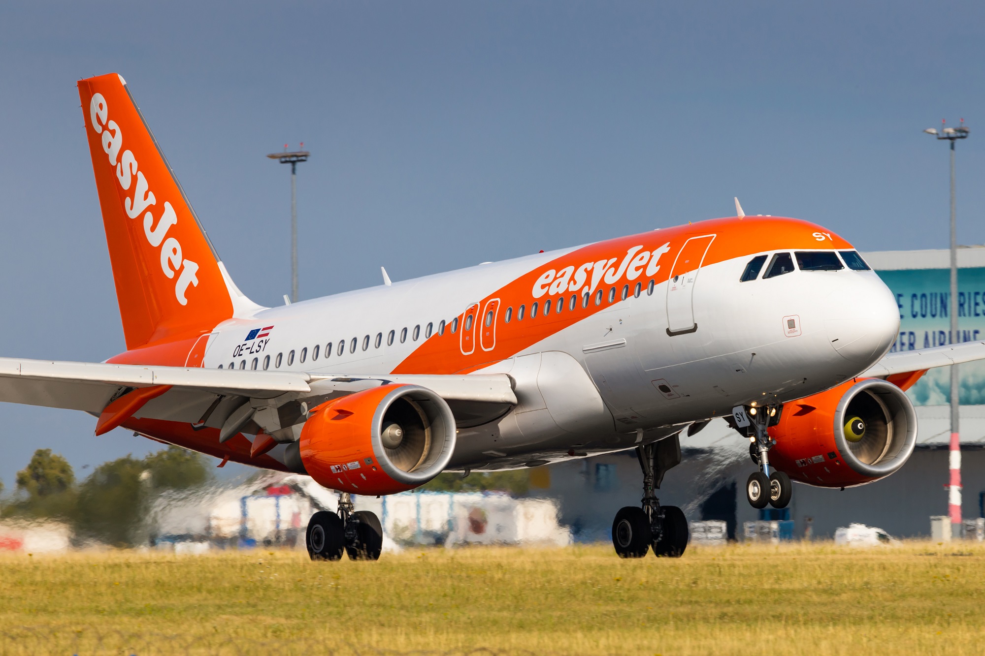 easyJet announced its preliminary H1 FY23 results indicating surging costs and revenues