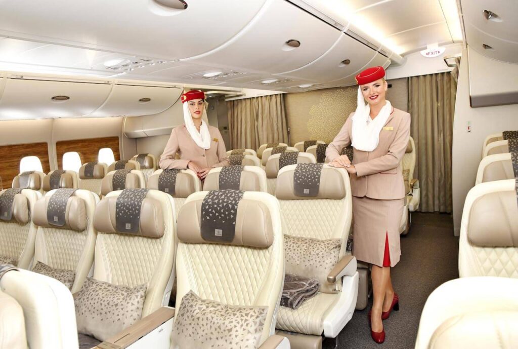 ek_premium_economy_inaugural_dxb_syd_flight.jpg