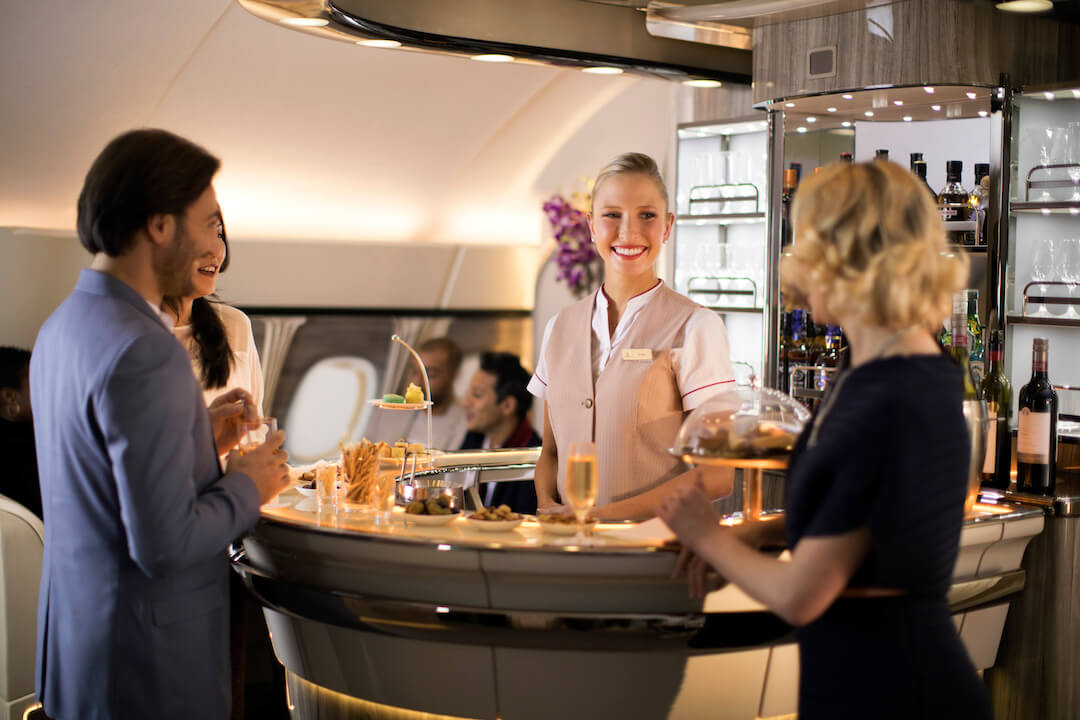 ek_resumes_onboard_lounge_on_the_a380.jpg