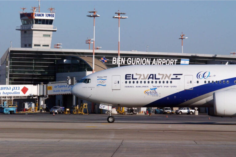 el_al_jet_plane_at_the_ben_gurion_international_airport.jpg