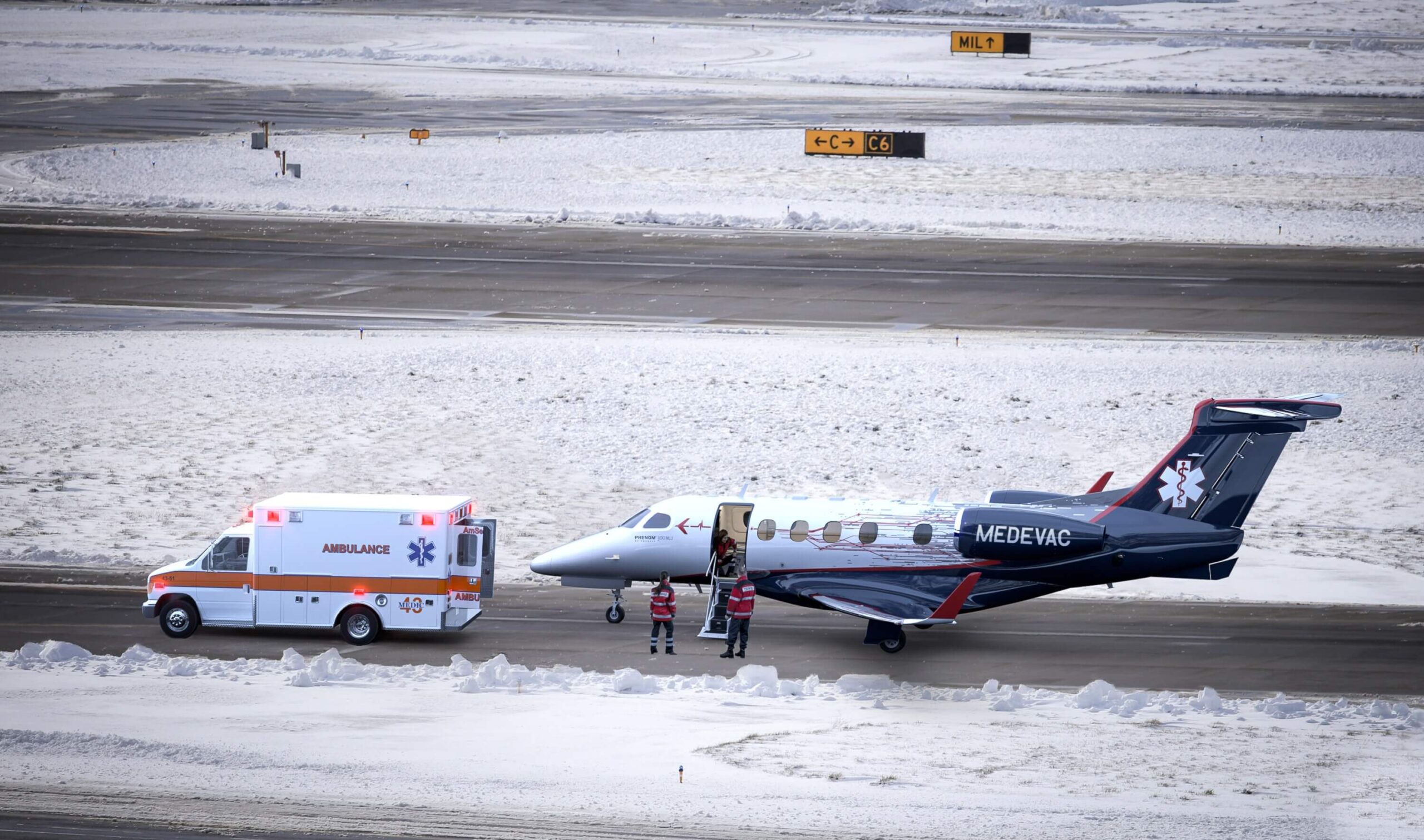 Embraer Introduces Medical Evacuation-Modified Phenom 300Med - Aerotime