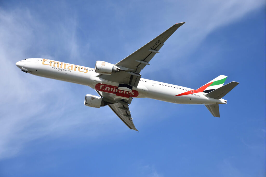 emirates-4.jpg