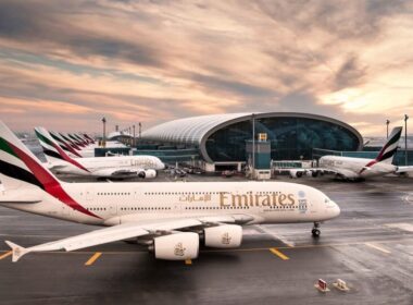 emirates_airline_aircraft_at_dubai_international_airport_dxb.jpg