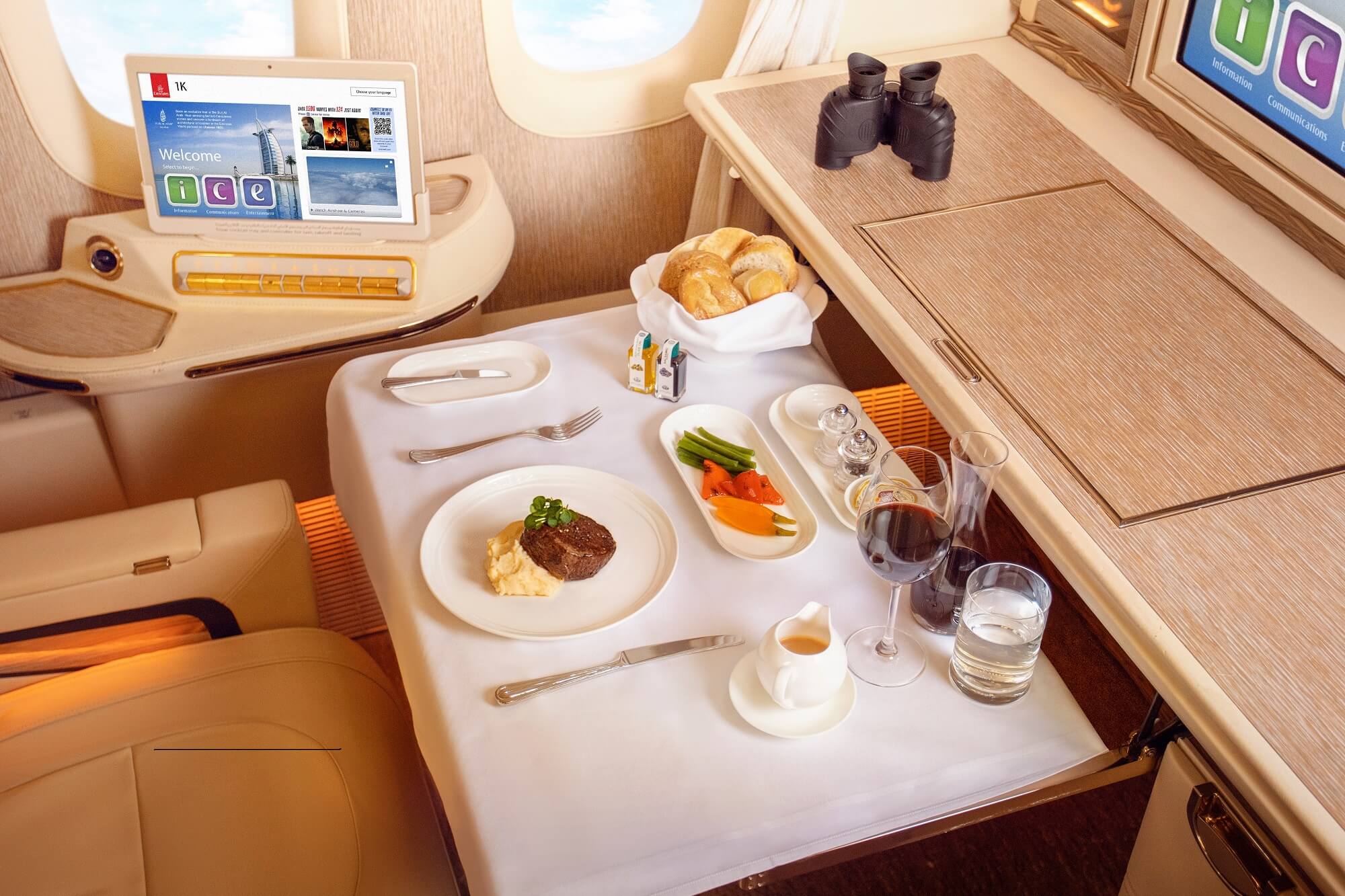 Emirates passenger inflight experience 