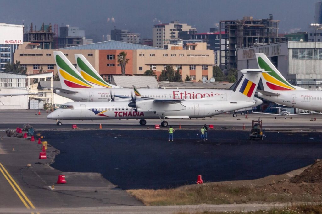et aqf bombardier dhc 8 402q dash 8 addis ababa 20 12 19 1jpg et-aqf_bombardier_dhc-8-402q_dash_8_addis_ababa_20-12-19_1.jpg