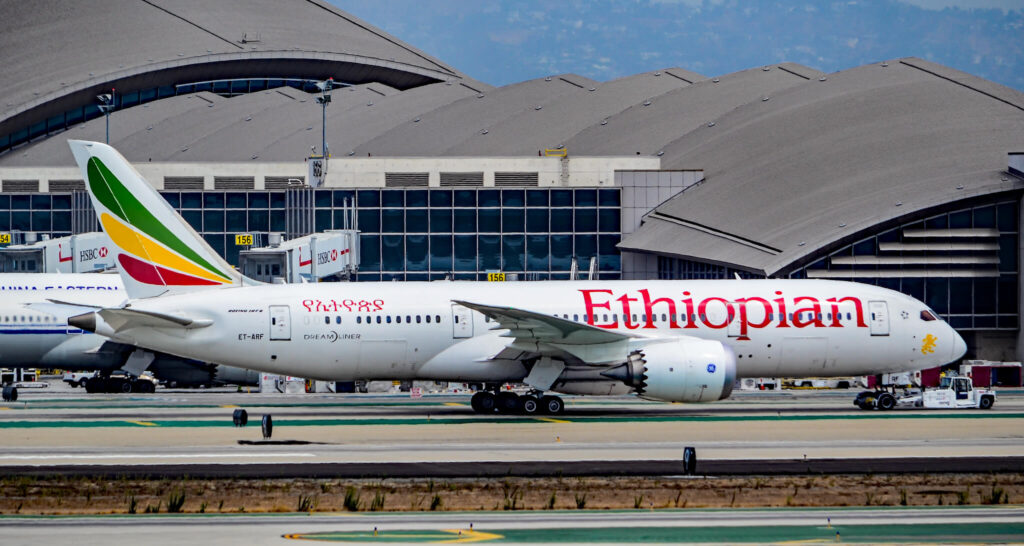 et-arf_ethiopian_airlines_boeing_787-8_dreamliner_sn_34752._los_angeles_international_airport.jpg