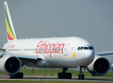 ethiopian_airlines_boeing_777-200lr_et-anr_7861050552_2.jpg