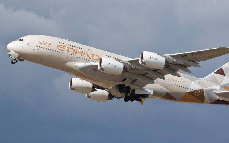etihad_airbus_a380-4.jpg