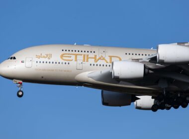 etihad_airbus_a380-5.jpg