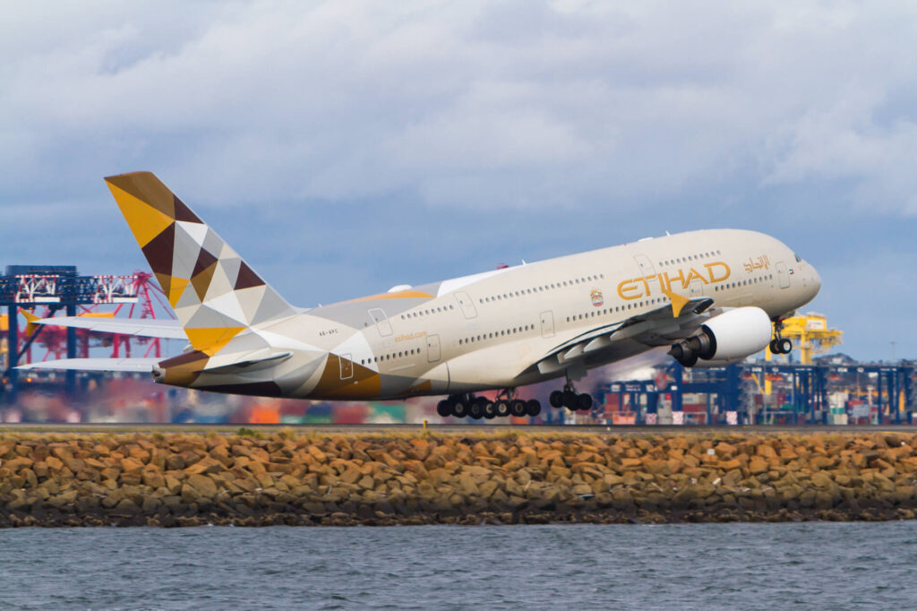 etihad_airways_airbus_a380_departing_sydney_airport_syd.jpg