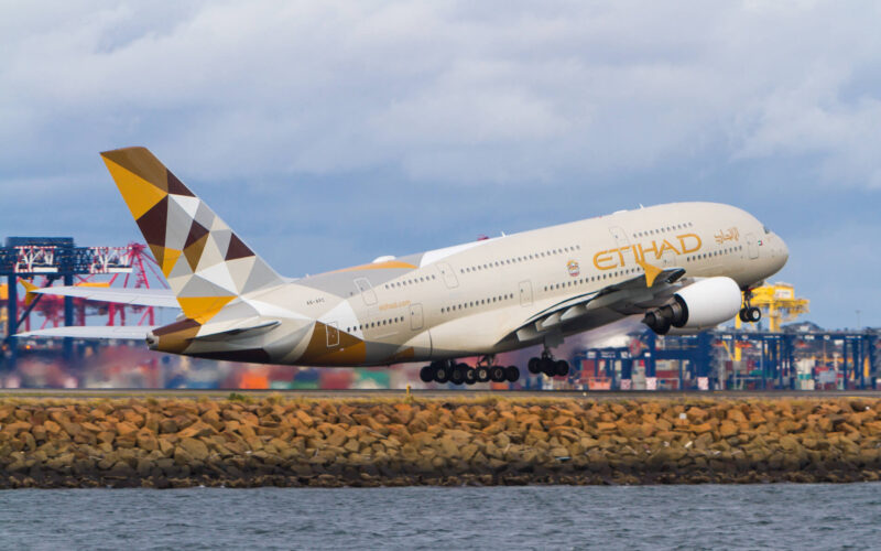 etihad_airways_airbus_a380_departing_sydney_airport_syd.jpg