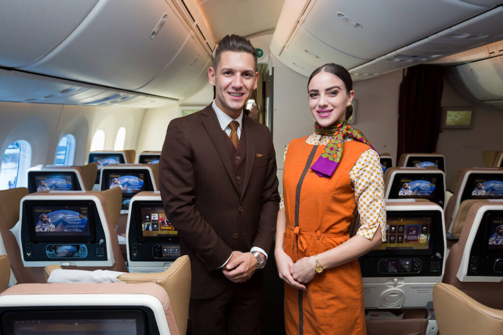 etihad to hire 1000 crew 1jpg etihad_to_hire_1000_crew-1.jpg