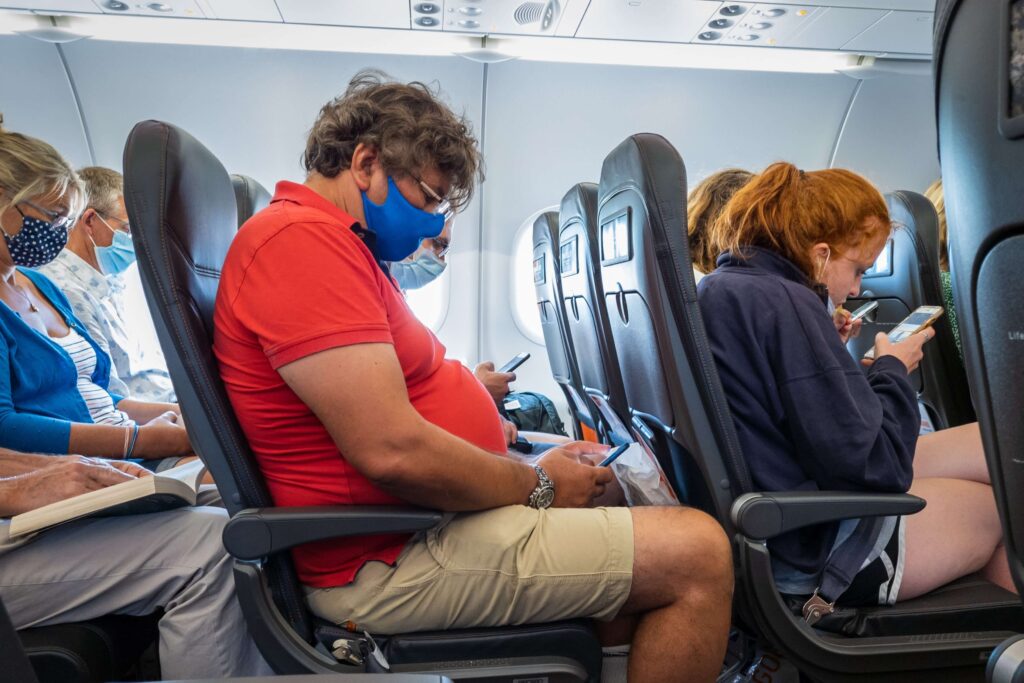 face_masks_no_longer_needed_on_planes_and_in_airports_easa_and_ecdc_say.jpg