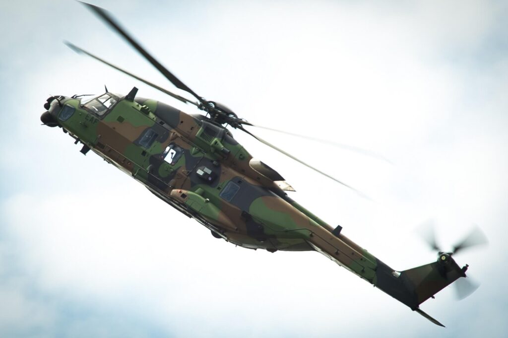 french_army_nhindustries_nh90.jpg