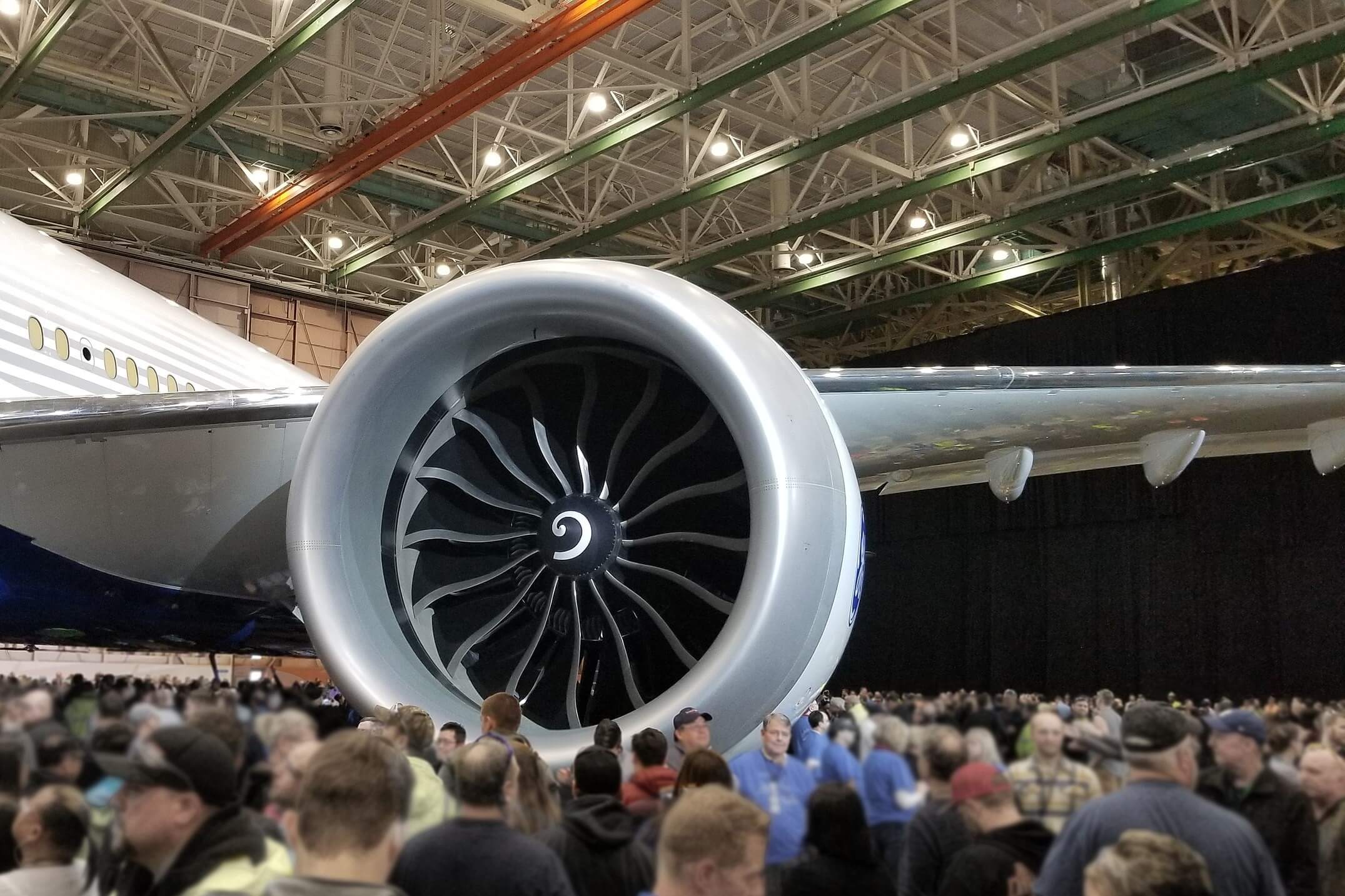 How an airplane engine gets made: Inside Rolls Royce Aerospace