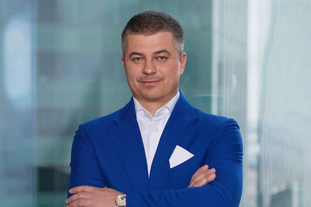 gediminas-ziemelis-chairman-of-the-board-at-avia-solutions-group3-1.jpg