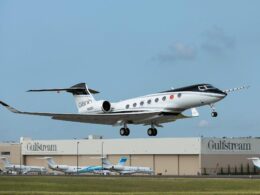 gulfstream_g800_business_jet.jpg