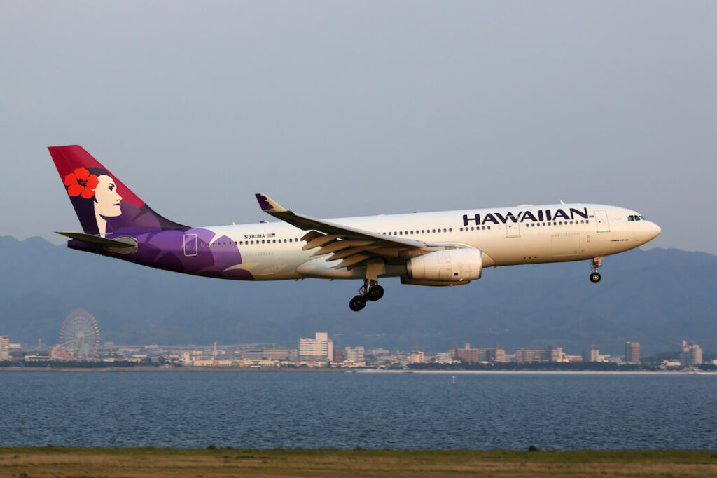 hawaiian_airlines_a330-1.jpg
