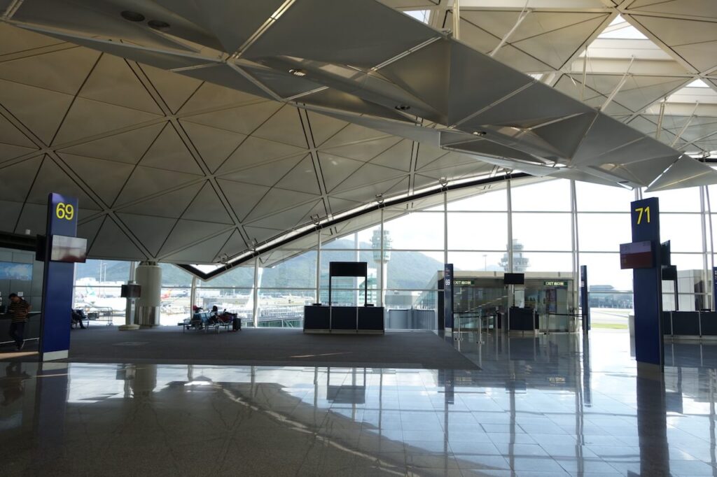 hong_kong_international_airport.jpg