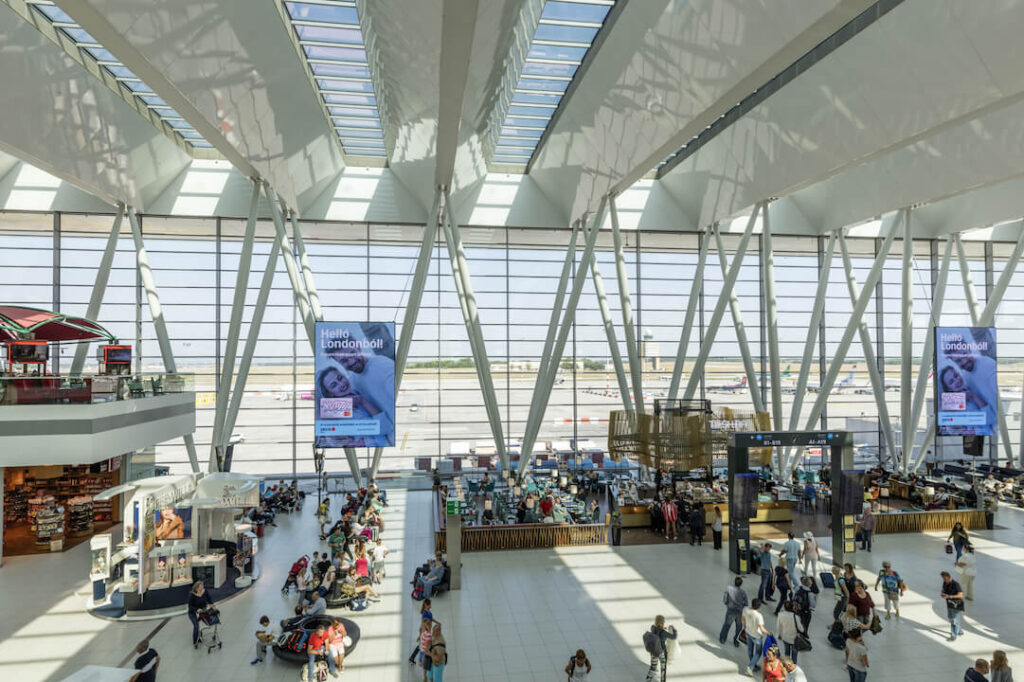 hungarian govt a step closer to buying budjpg hungarian_govt_a_step_closer_to_buying_bud.jpg