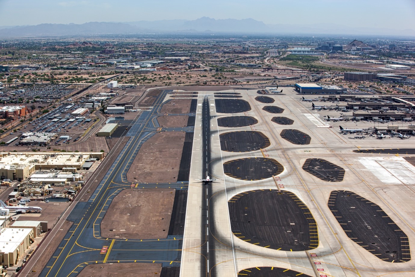 A comprehensive guide to Phoenix Sky Harbor Airport