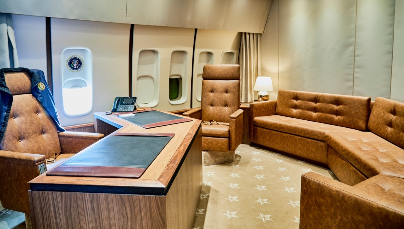 Inside Air Force One Inside Air Force One