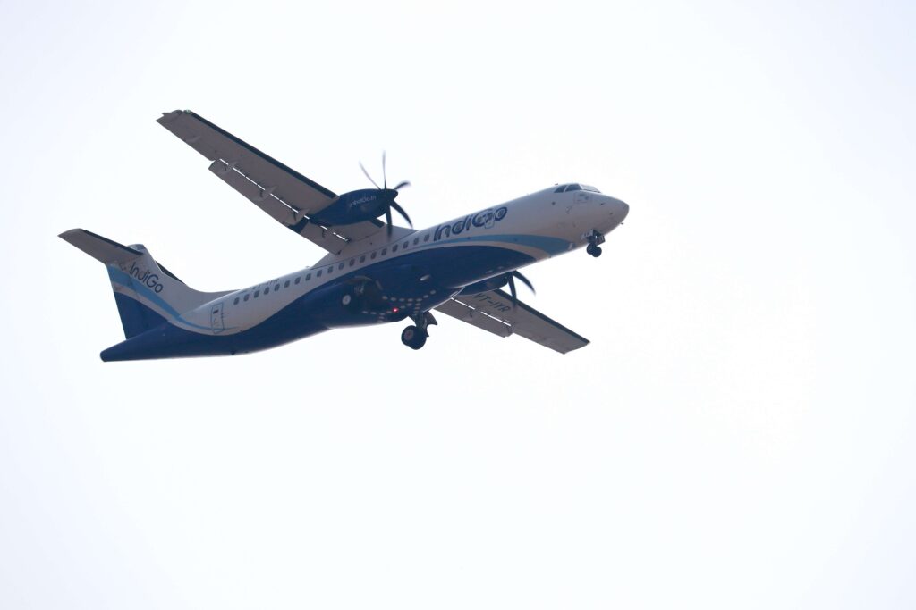 indigo_atr_72.jpg