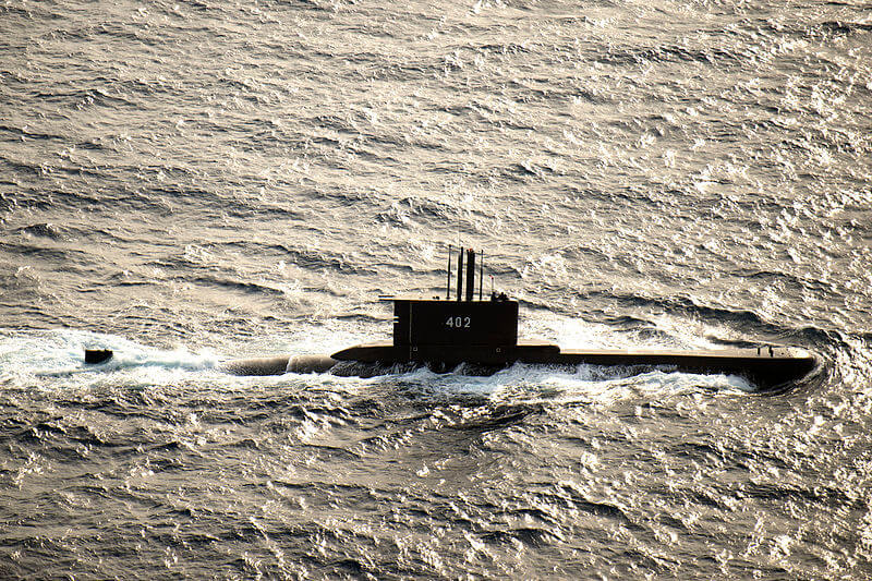 indonesian submarine kri nanggalajpg indonesian_submarine_kri_nanggala.jpg