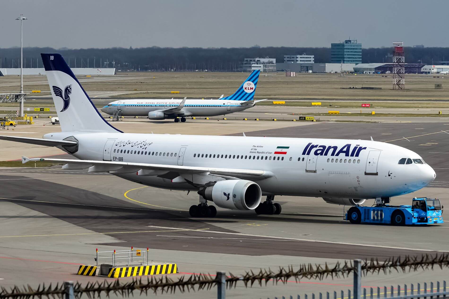 Iran Air passengers forced to spend a night on a plane due to delays AeroTime