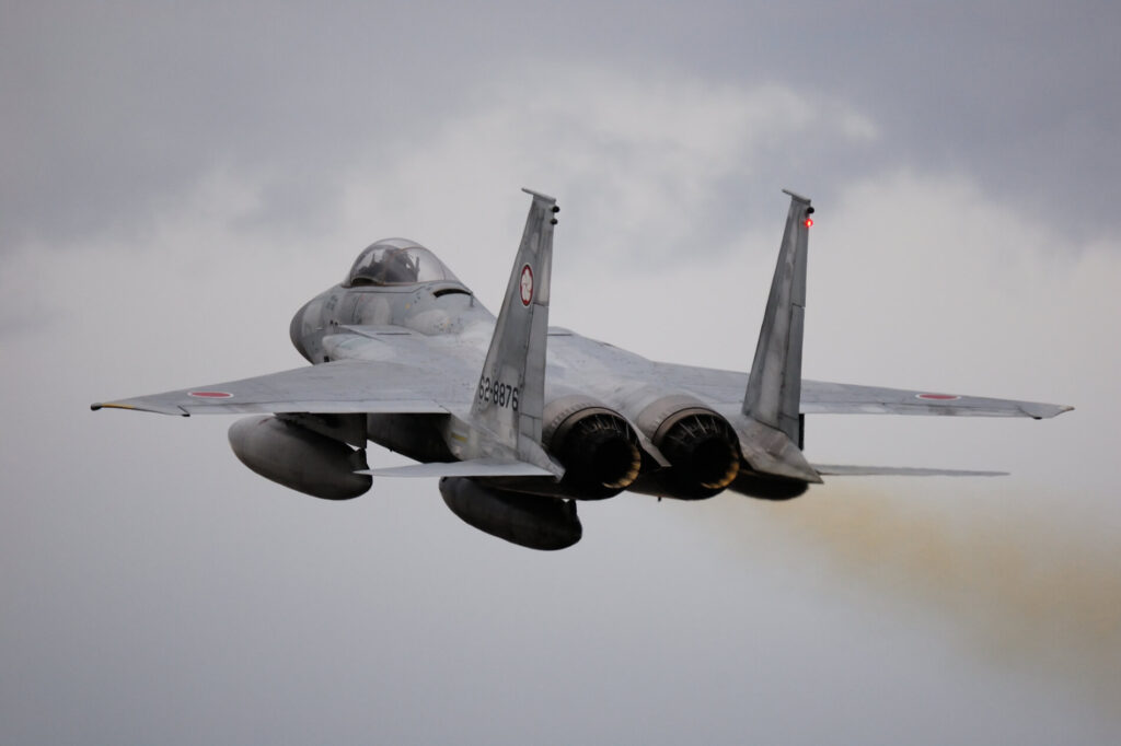 japan_air_self-defense_force_boeing_f-15j.jpg