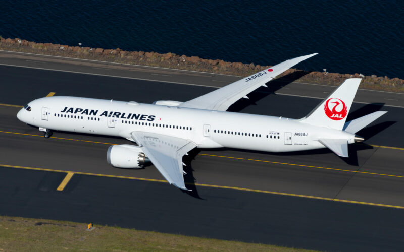 Japan Airlines Boeing 787 Dreamliner