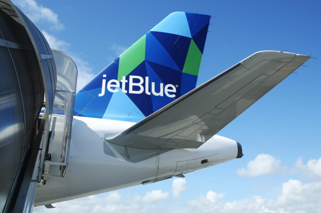 jetblue_airbus_a321_aircraft_tail-1.jpg