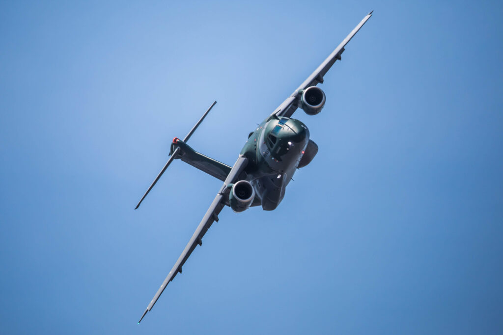 kc-390_in_flight.jpg
