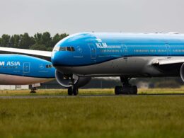 klm_boeing_777_300r_national_park_grand_canyon_taken_on_the_polderbaan_just_before_takeoff_when_taxiing_at_the_correct_position._schiphol_amsterdam_jun_14_2022-min.jpg
