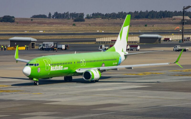 kulula_airlines_o.r._tambo_international_airport_johannesburg.jpg