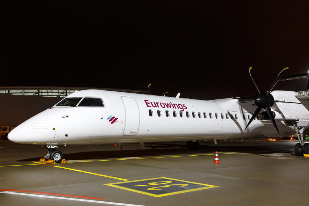 lgw de havilland canada dhc 8 q400 in eurowings colors at stuttgart airport strjpg lgw_de_havilland_canada_dhc-8_q400_in_eurowings_colors_at_stuttgart_airport_str.jpg