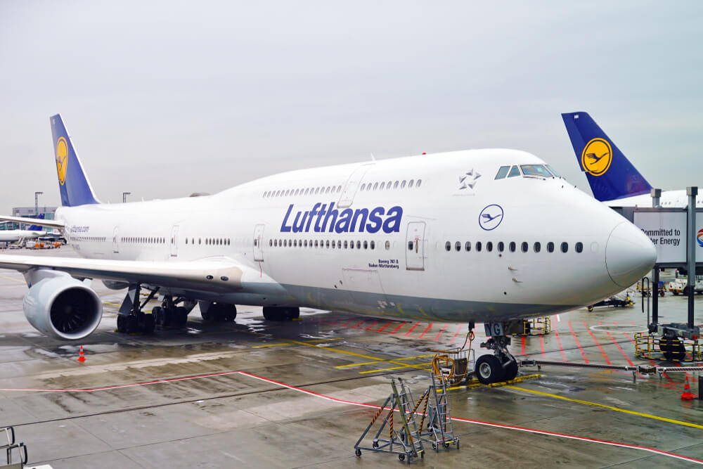 lufthansa_boeing_747_parked_at_frankfurt_airport_fra.jpg