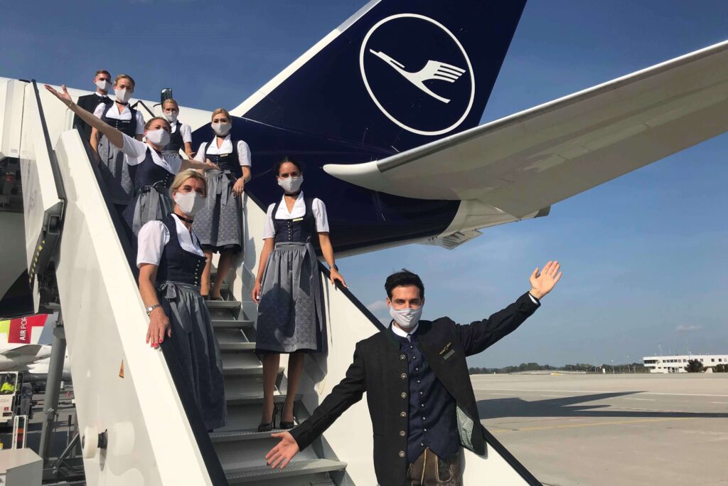 lufthansa crew in traditional trachten clothingjpg lufthansa_crew_in_traditional_trachten_clothing.jpg