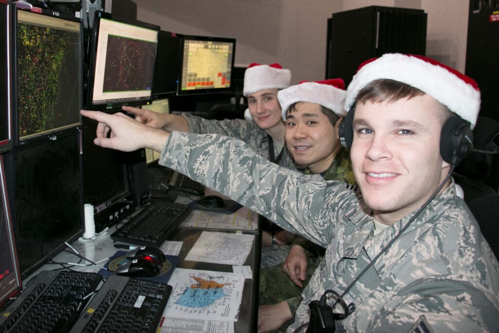 norad santa trackersjpg norad_santa_trackers.jpg