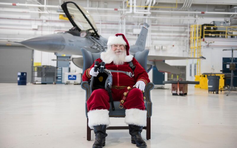 NORAD ready to track Santa's flight for 67th year > Air Force