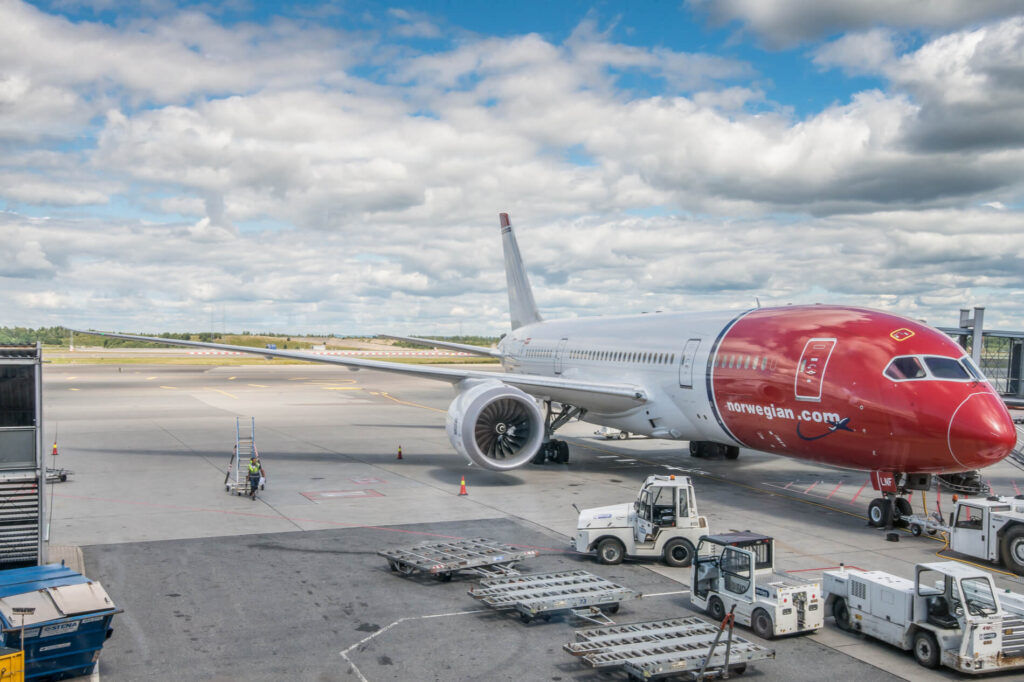norwegian air shuttle boeing 787 parked at oslo airport osl 1jpg norwegian_air_shuttle_boeing_787_parked_at_oslo_airport_osl-1.jpg