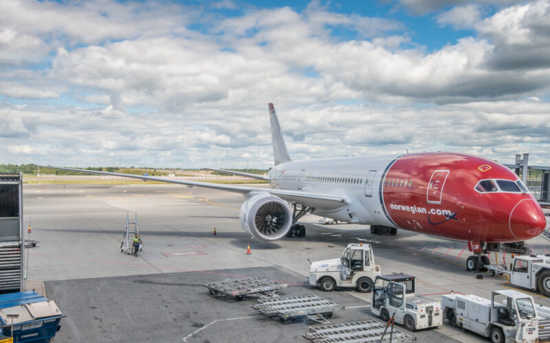 norwegian_air_shuttle_boeing_787_parked_at_oslo_airport_osl.jpg